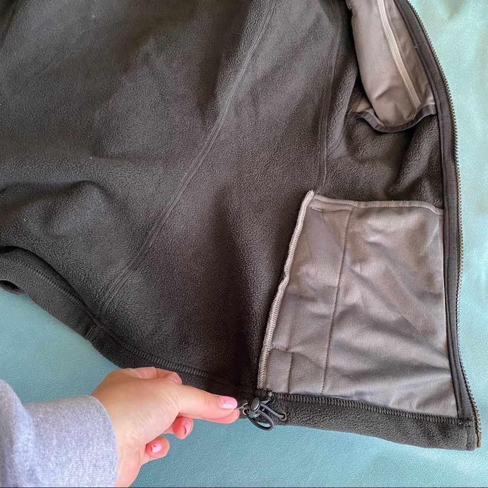 North Face Zip Up - Picture 10 of 13